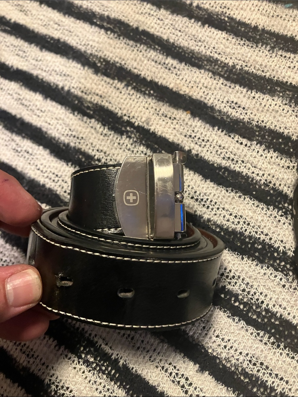 Swiss Gear genuine leather belt , 36-40, reversible,SGTL314